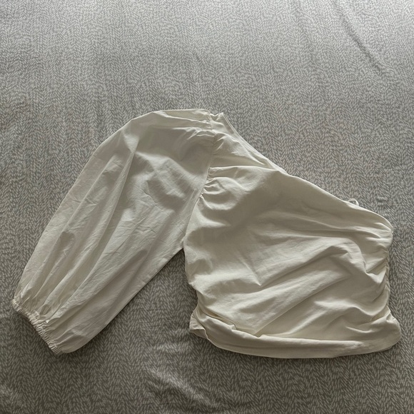 One-Shoulder Off White Blouse - Picture 1 of 3